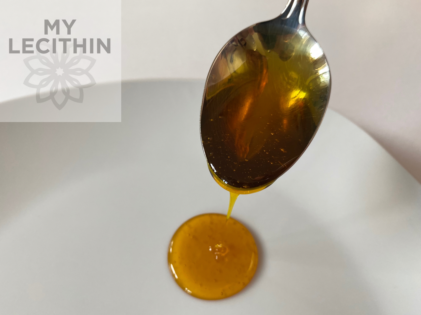 Reines flüssiges Bio Sonnenblumenlecithin - die ideale Ergänzung für eine gesunde Lebensweise. Jetzt auf unserer Webseite entdecken: Qualität für Ihr Wohlbefinden!